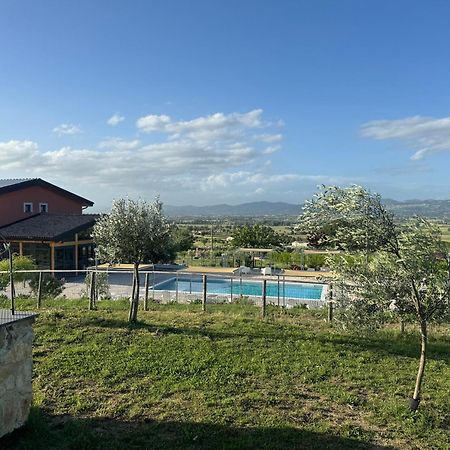 Agriturismo Incanto Della Natura Cannara Luaran gambar