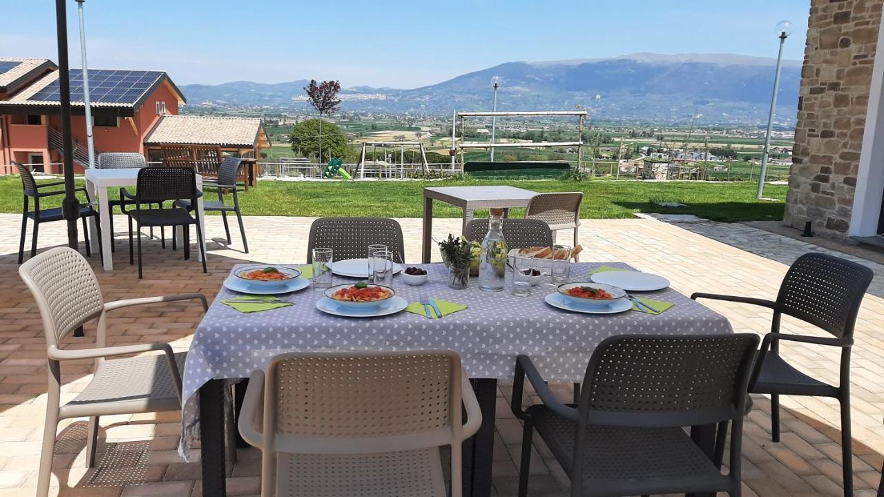 Agriturismo Incanto Della Natura Cannara Luaran gambar